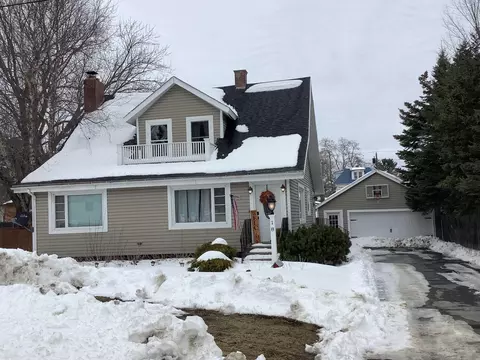 18 Washington St, Caribou, ME 04736