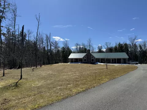 390 Sawyer Rd, Hampden, ME 04444