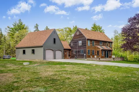 110 Center Bridge Rd, Turner, ME 04282