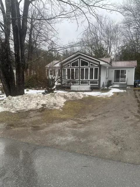 193 Prentiss St, Old Town, ME 04468