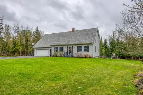 95 Allen St, Rangeley, ME 04970