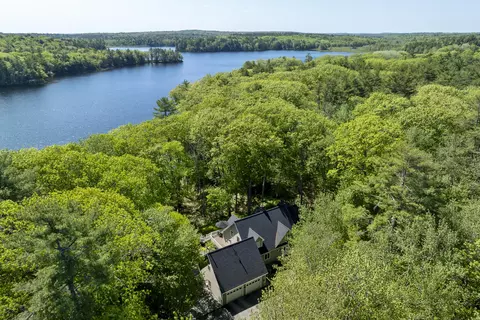 74 Summer Cove Rd, Nobleboro, ME 04555