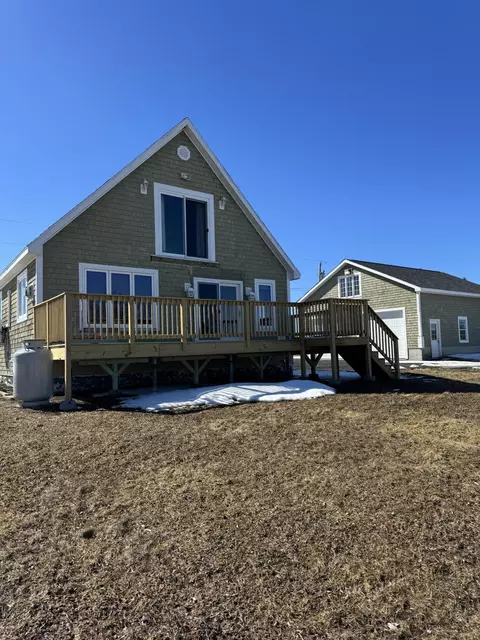246 Island Rd, Saint Agatha, ME 04772