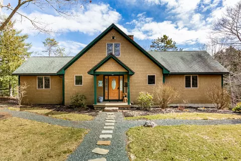 473 W Franklin Rd, Hancock, ME 04640