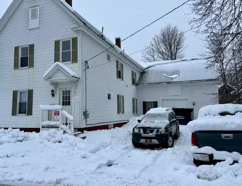 24 Whitman St, Norway, ME 04268
