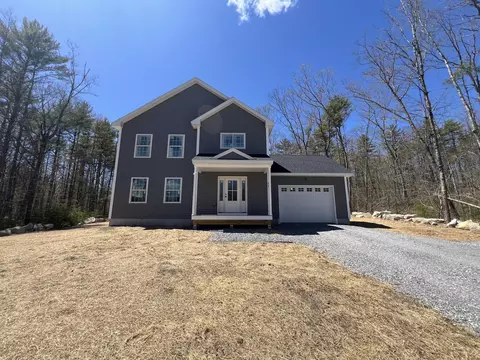 99 Rolling Brook Rd, Raymond, ME 04071