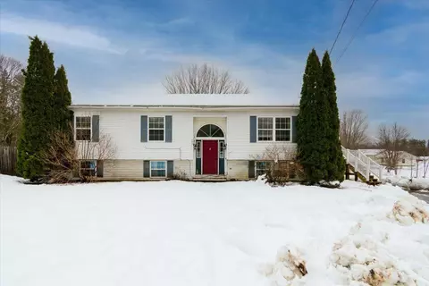 448 Old Bath Rd, Wiscasset, ME 04578