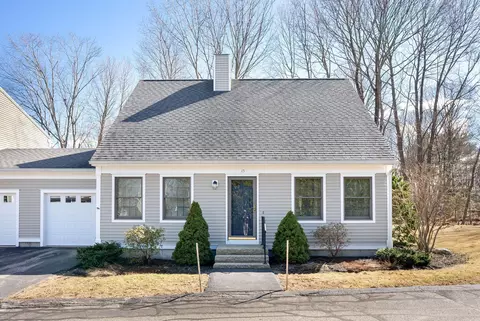 15 Quaker Ln #15, Portland, ME 04103