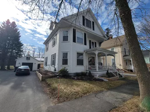 118 Leighton St, Bangor, ME 04401