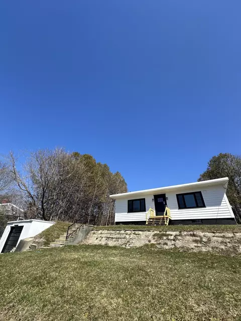 265 Buck St, Bangor, ME 04401