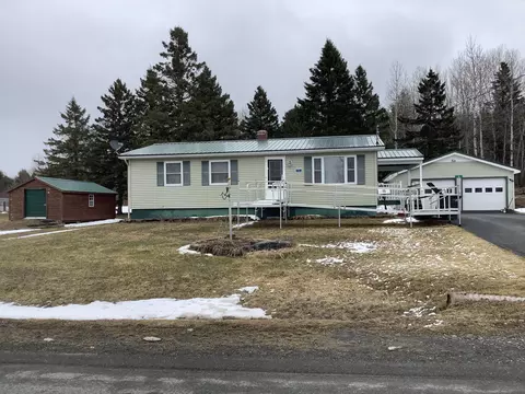 75 Pondview St, Limestone, ME 04750