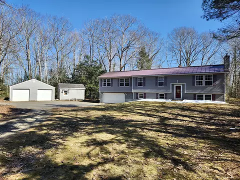 554 Townhouse Rd, Kenduskeag, ME 04450