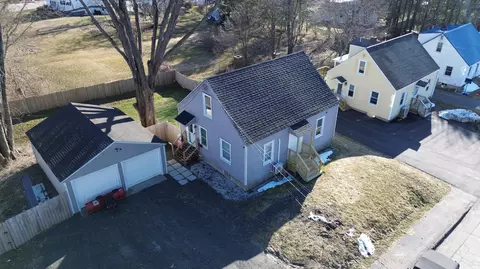 64 Newland Ave, Augusta, ME 04330