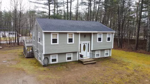 75 Minuteman Dr, Wells, ME 04090