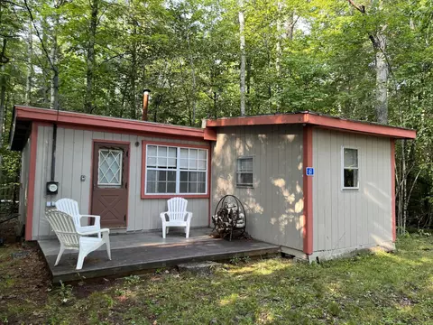 61 Peaceful Vly, Bucksport, ME 04416