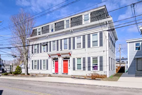 84 South St, Biddeford, ME 04005