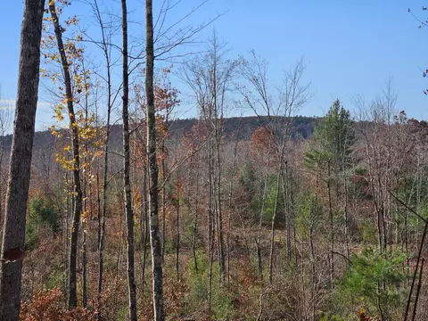 11 Old Alfred Rd, Waterboro, ME 04030