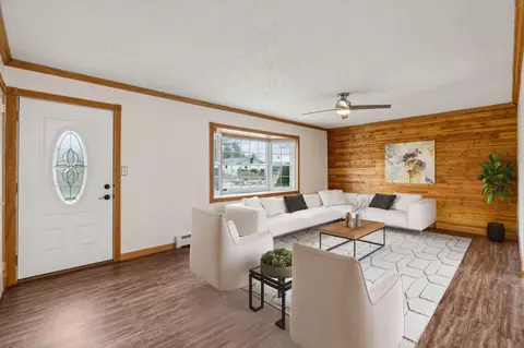 2171 Lisbon St, Lisbon, ME 04250
