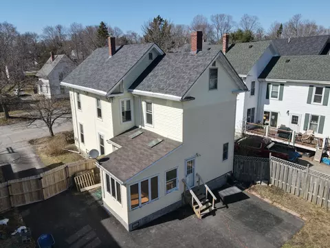 108 4th St, Bangor, ME 04401