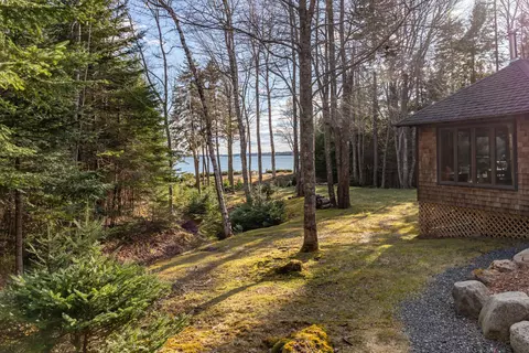 37 Narrows Way, Lamoine, ME 04605
