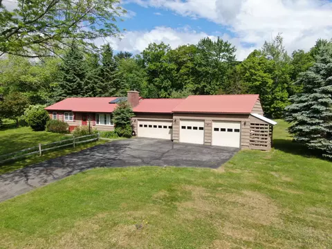 2020 Main St, Hanover, ME 04237