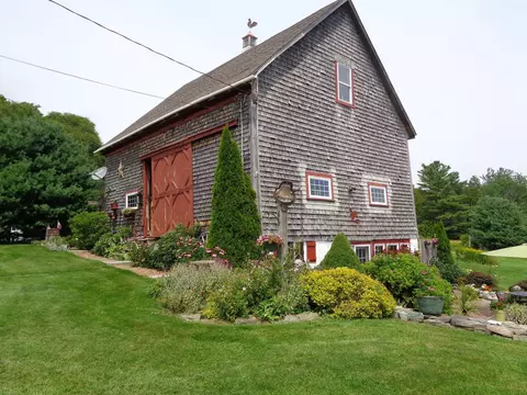 37 Patriot Rd, Ellsworth, ME 04605