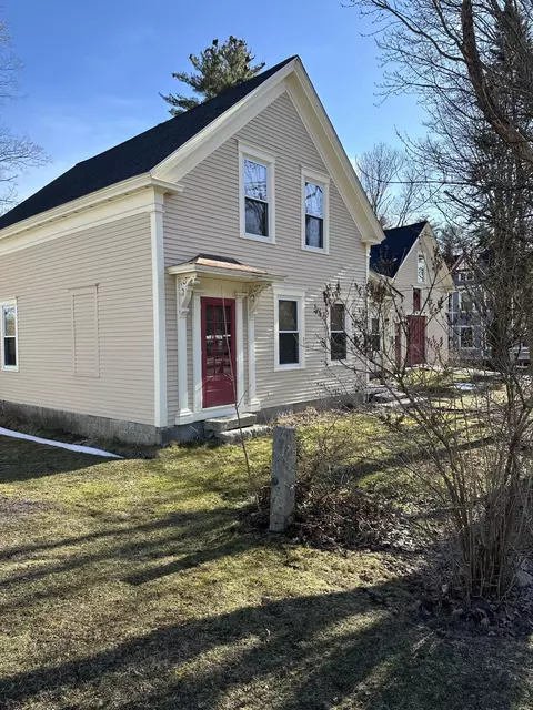 90 Main St, Cornish, ME 04020