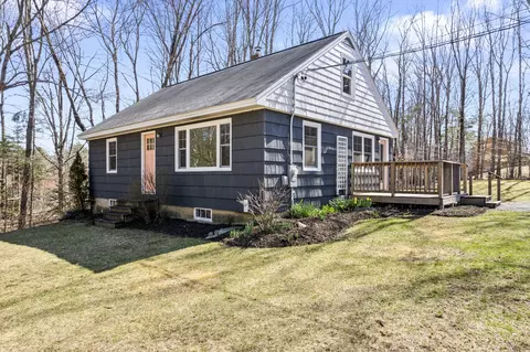 2 Hudon Rd, Lisbon, ME 04250
