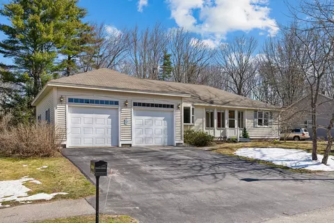 63 Hillview Ave, Saco, ME 04072