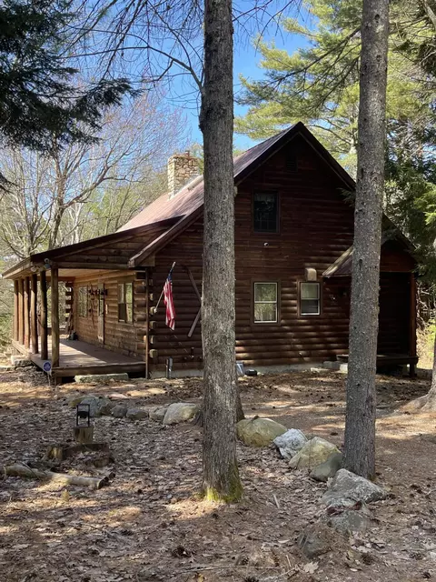 30 Hillside Ln, Sweden, ME 04040