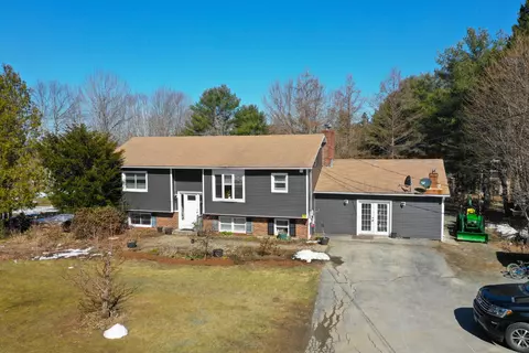 1254 Kennebec Rd, Hampden, ME 04444