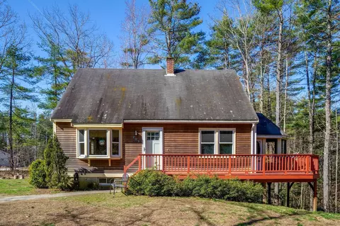 203 Old Portland Rd, North Waterboro, ME 04061
