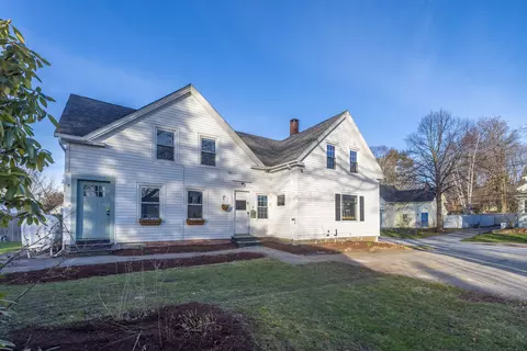 6 Cross St, Camden, ME 04843