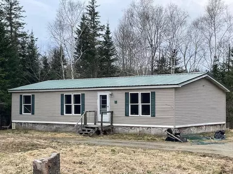 60 Comikev Ln, Winterport, ME 04496