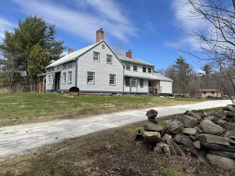 365 Clover Mill Rd, Farmington, ME 04938