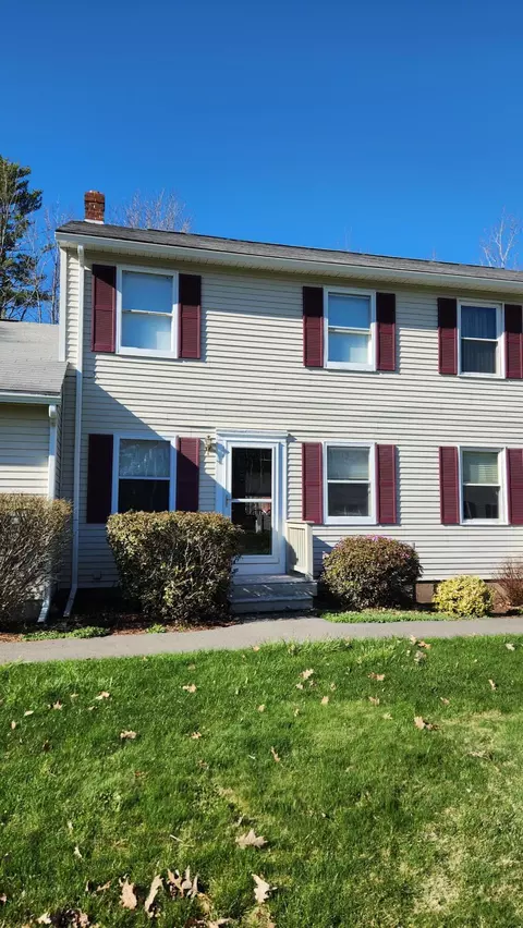 128 Mayo Rd #O, Hampden, ME 04444