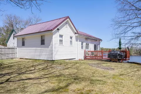 14 Cluff Ln, Waterboro, ME 04030
