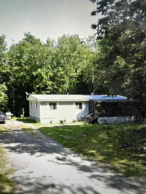 19 Dingley Rd, Richmond, ME 04357