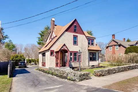 41 Monroe Ave, Westbrook, ME 04092