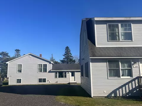 334 Granite St #A, Yarmouth, ME 04096