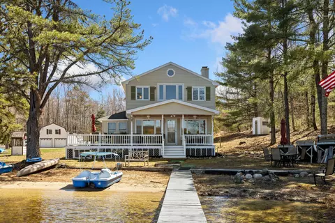 6 Breezy Cove Rd, Shapleigh, ME 04076