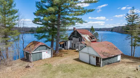 60 Crystal Ln, Litchfield, ME 04350
