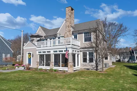 1036 Kings Hwy, Kennebunkport, ME 04046