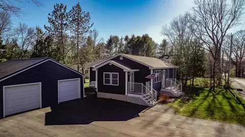 5 Kell St, Orono, ME 04473 photo 1