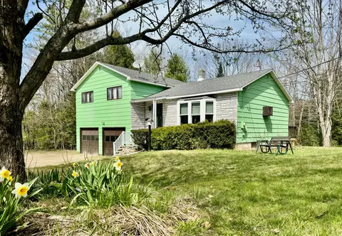 104 Lisbon Rd, Sabattus, ME 04280