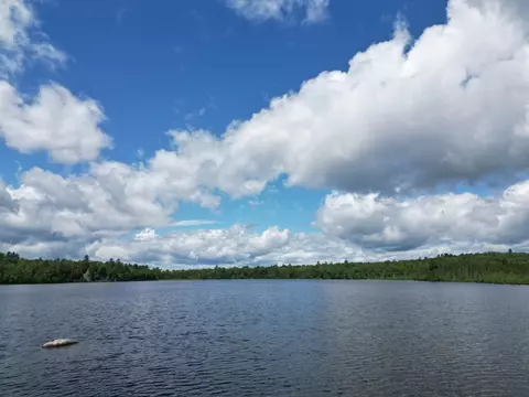 180 Twin Springs Ln, Lincoln, ME 04457