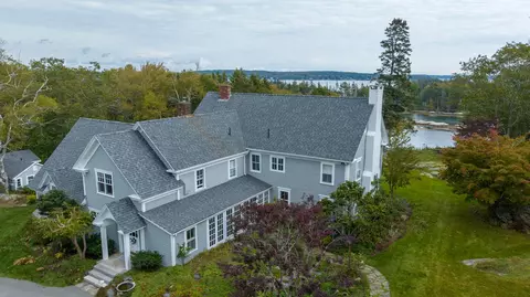 254 Cape Newagen Rd, Southport, ME 04576