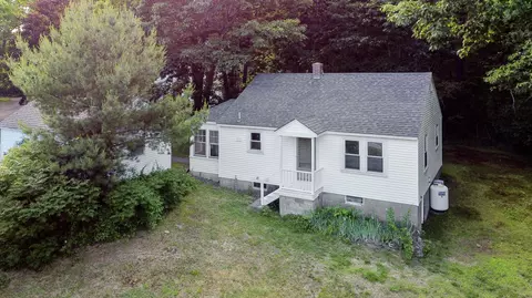 30 Ridge Rd, York, ME 03909