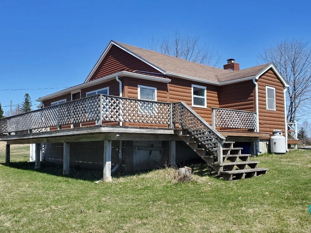 24 Sunset Pt Rd  