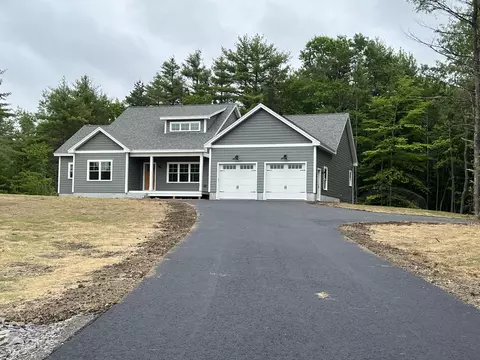 121 Beech Ridge Rd, Scarborough, ME 04074